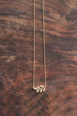 Cora Leaf Dainty Gold Necklace