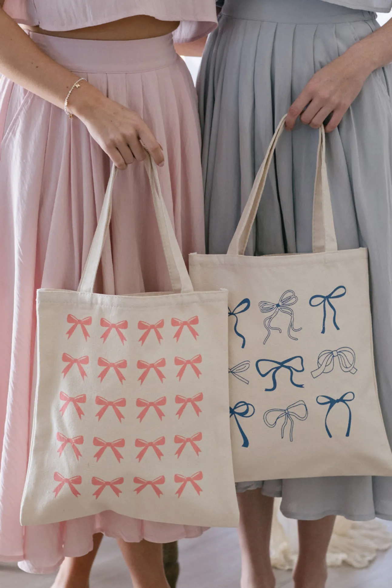 Norah Bow Canvas Tote